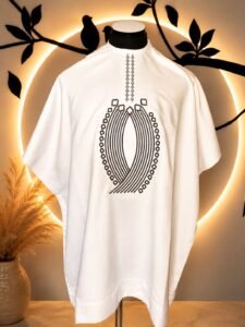 White dansiki style